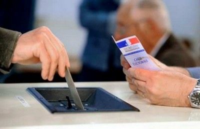 Propositions à propos du permis de conduire aux présidentielles 2012.