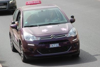 Repasser son permis de conduire.